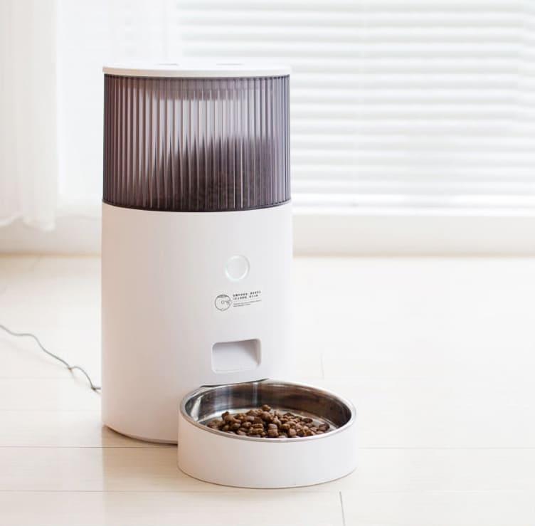 2.5L WiFi Smart Automatic Pet Feeder – Hassle-Free Feeding - Mamzoo | Your Pet's Favorite Store